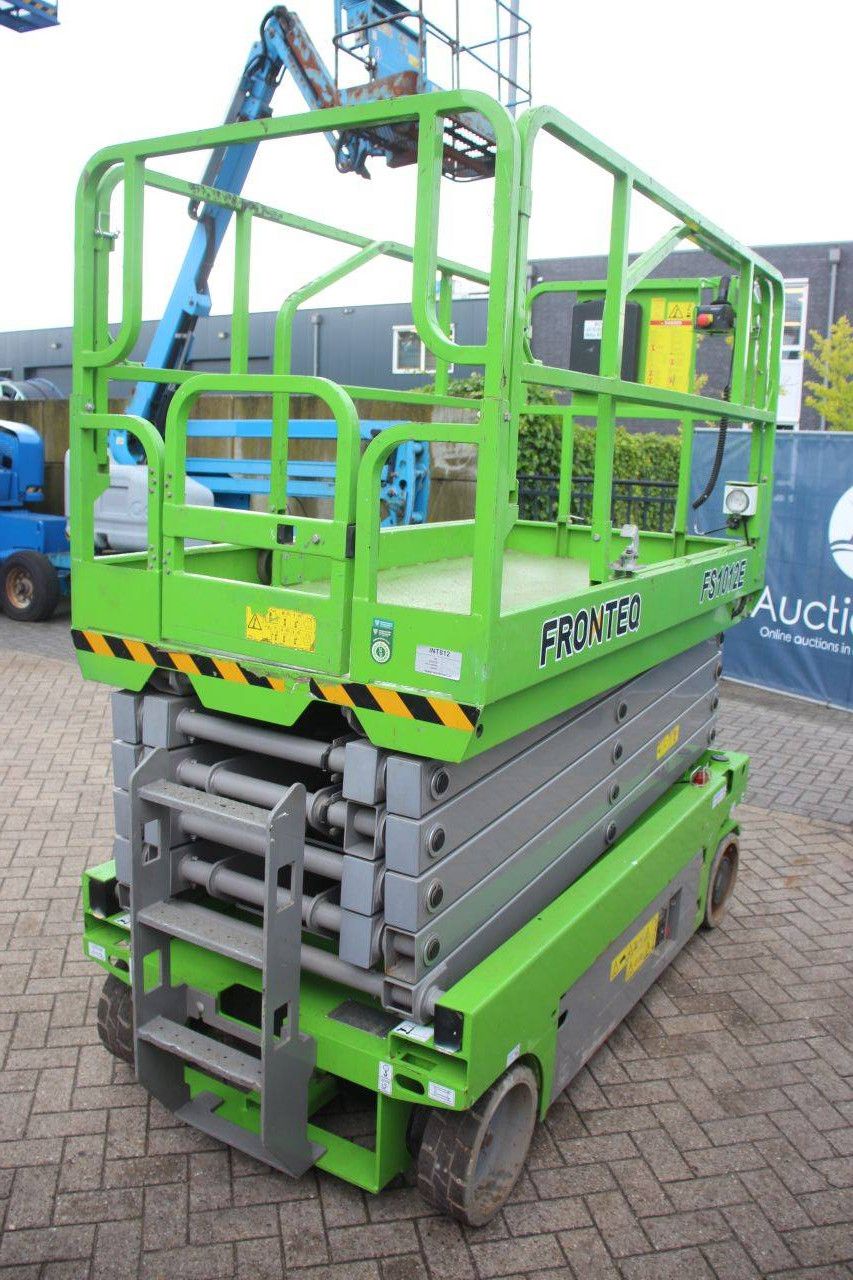 Schaarhoogwerker Fronteq FS1012E Elektrisch 320kg 11.8m 2020