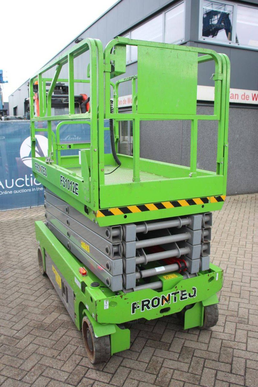 Schaarhoogwerker Fronteq FS1012E Elektrisch 320kg 11.8m 2020