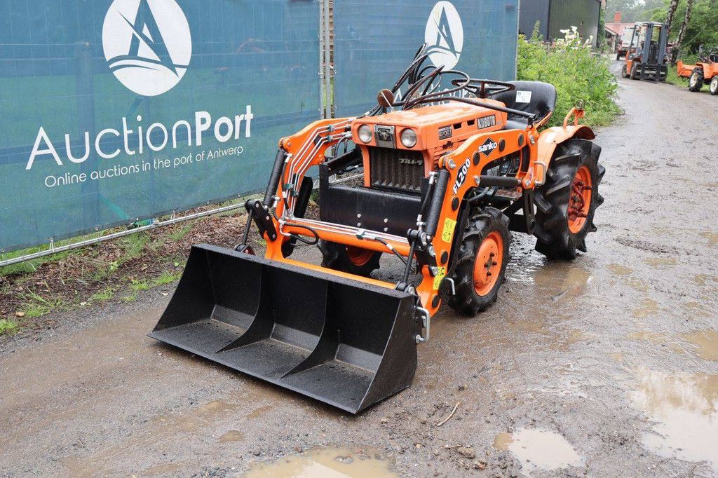 Minitractor Kubota B7001 Diesel 14pk met voorlader