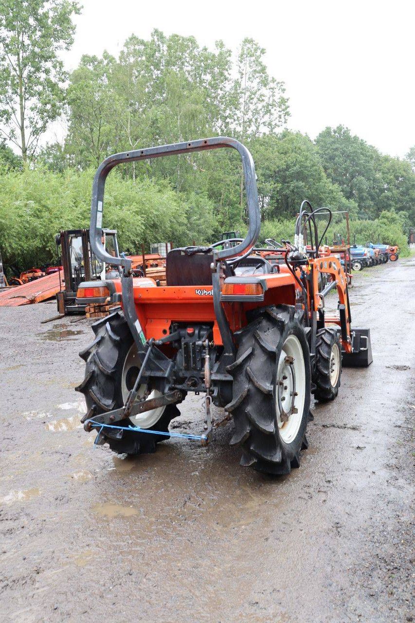 Kubota GL-23 Diesel Mini Tractor 23 hp with front loader