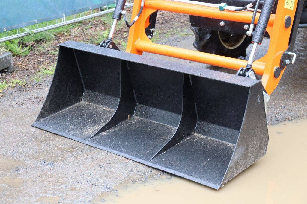 Kubota GL-23 Diesel Mini Tractor 23 hp with front loader