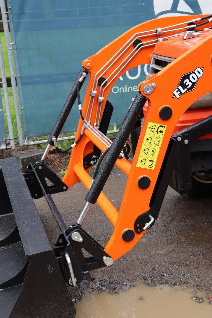Kubota GL-23 Diesel Mini Tractor 23 hp with front loader