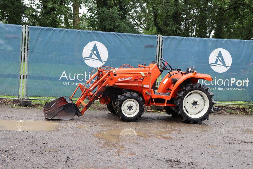 Minitractor Kubota Saturn X-20 Diesel 20pk met voorlader