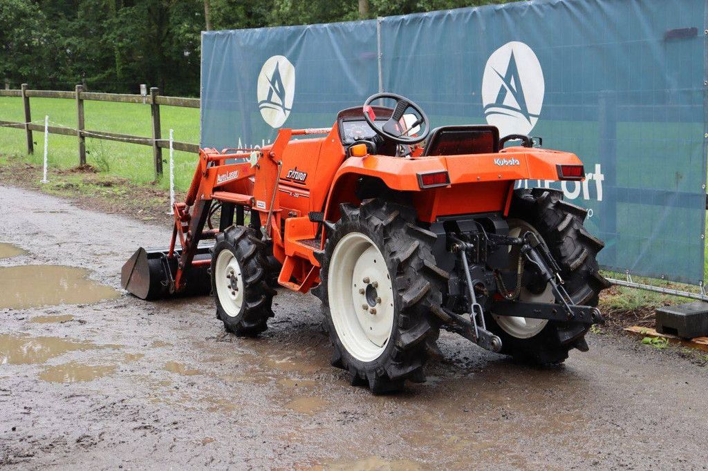 Minitractor Kubota Saturn X-20 Diesel 20pk met voorlader
