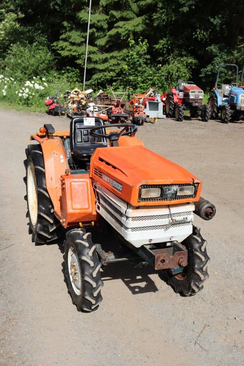 Kleintraktor Kubota B1600 Diesel 16 PS
