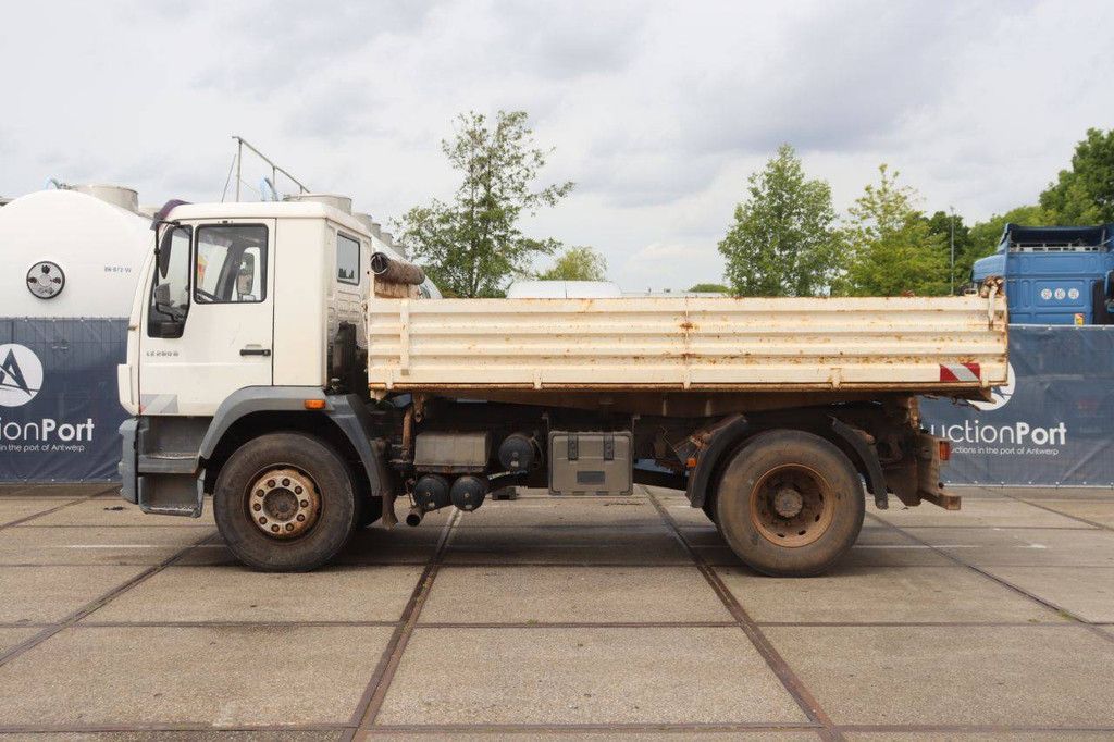 Flatbed (truck) MAN LE 280 B Diesel