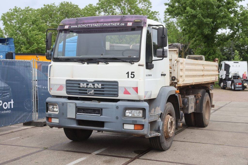 Flatbed (truck) MAN LE 280 B Diesel