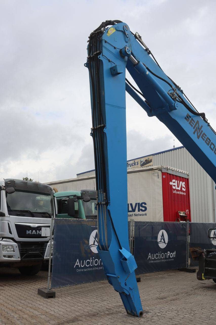 Bandenkraan Sennebogen 825E Diesel 129kW 2018