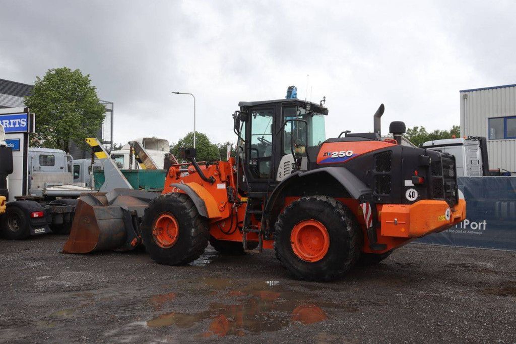 Hitachi ZW250-6 Diesel Wheel Loader 196kW 2019