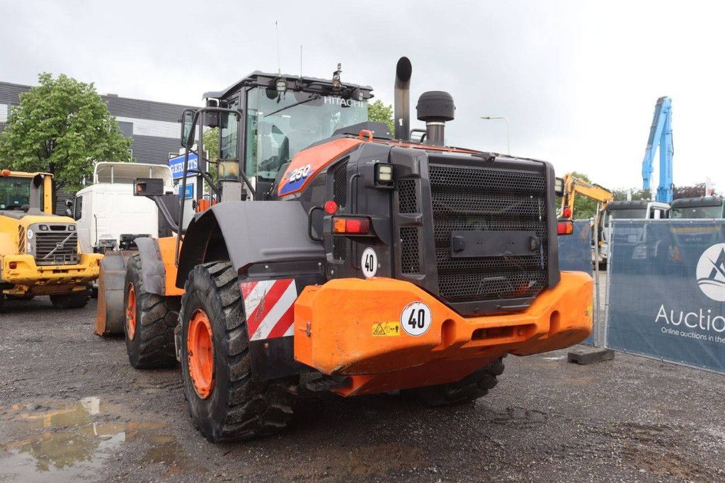 Hitachi ZW250-6 Diesel Wheel Loader 196kW 2019