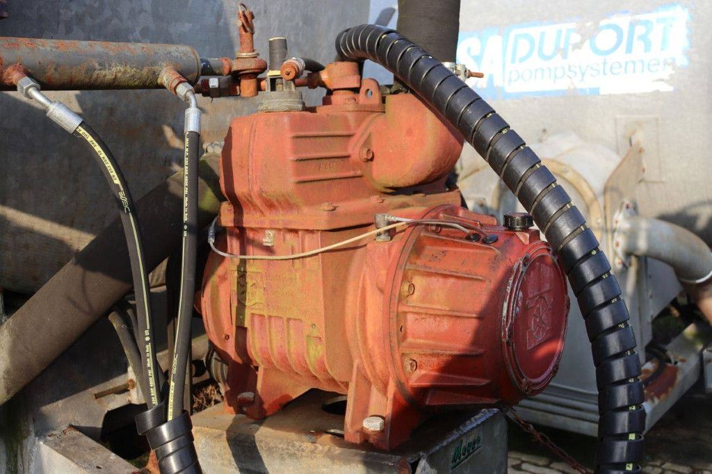 Manure tank Meyco V6700 1994