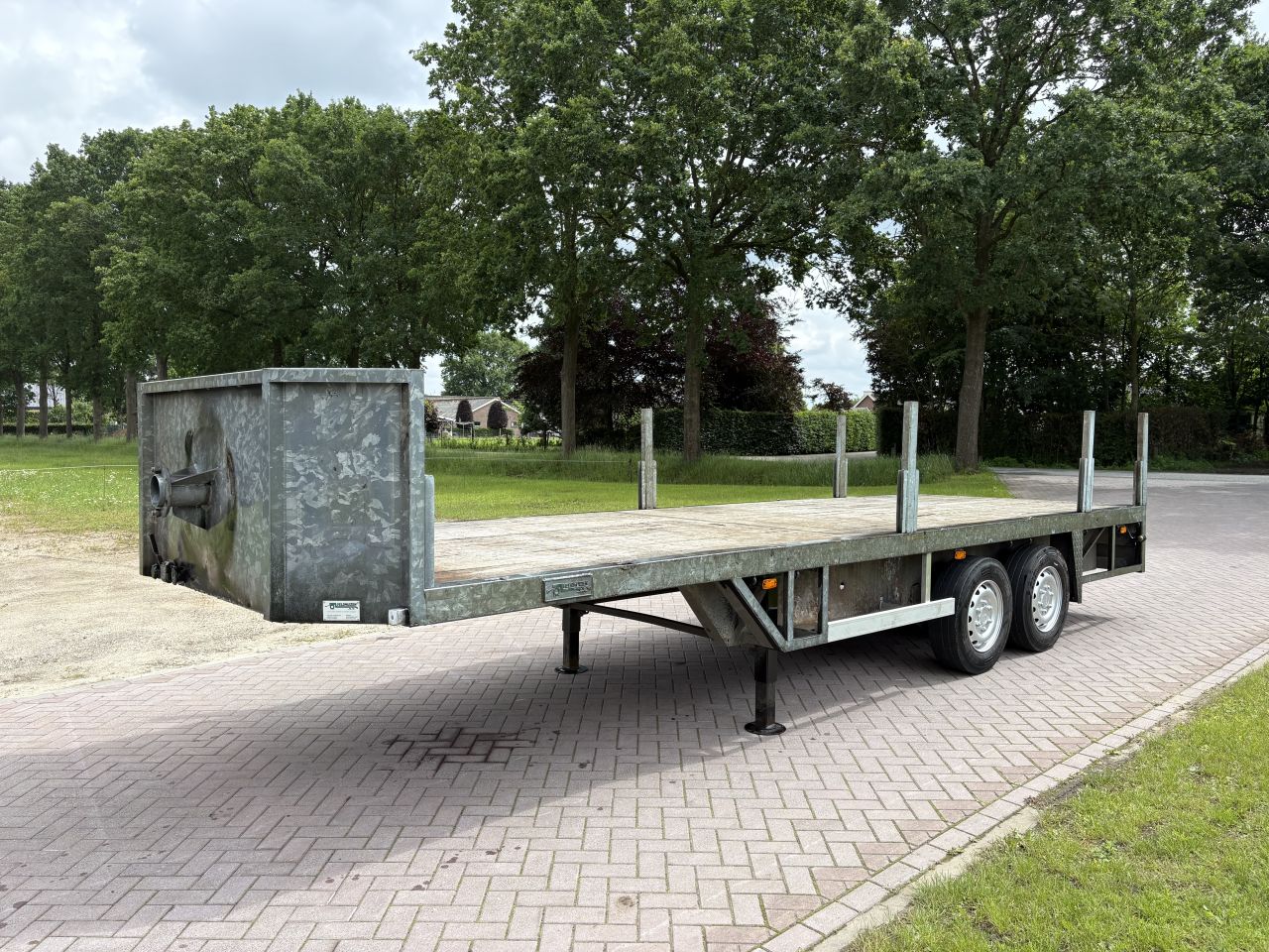 BE oplegger 8 TON VLAKE Veldhuizen