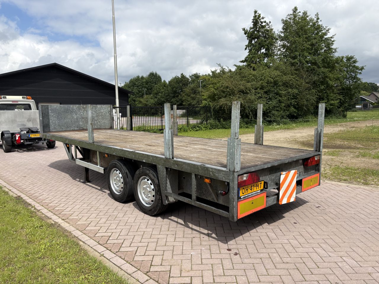 BE oplegger 8 TON VLAKE Veldhuizen