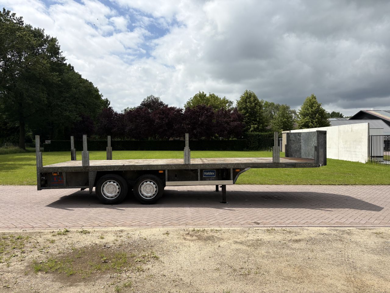 BE oplegger 8 TON VLAKE Veldhuizen