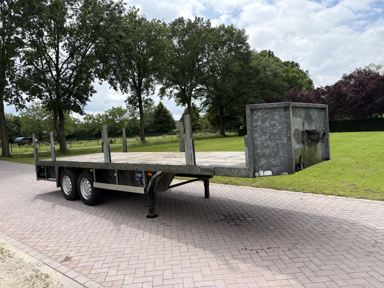 BE oplegger 8 TON VLAKE Veldhuizen