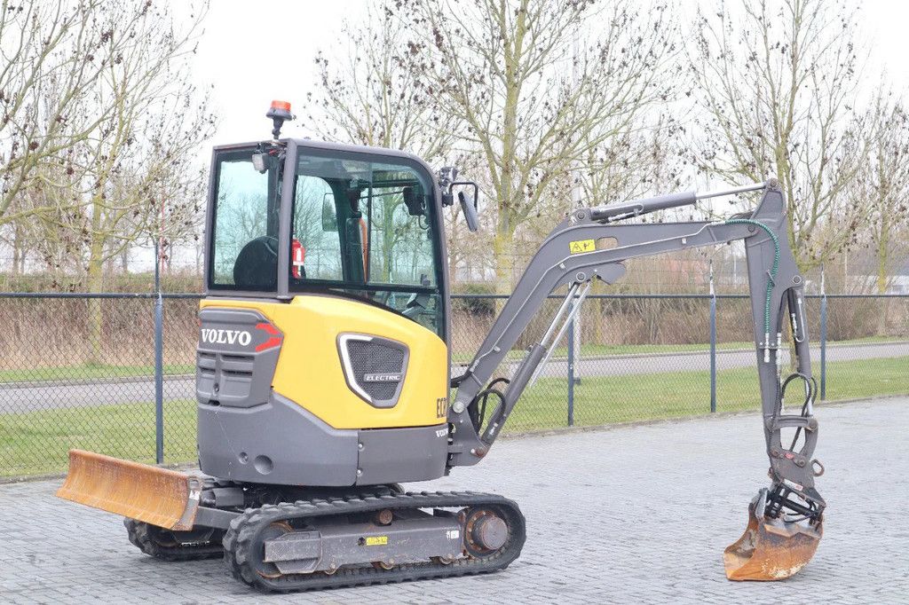 Volvo ECR25 ELECTRIC | JECR25D | TILTBUCKET | BUCKET | LOW HOURS