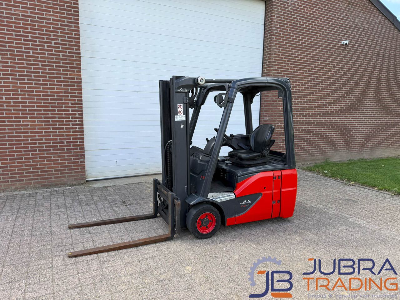Linde E16C-02 Elektro-Gabelstapler | 2019 | 9278Std | 1,6T | 4,1