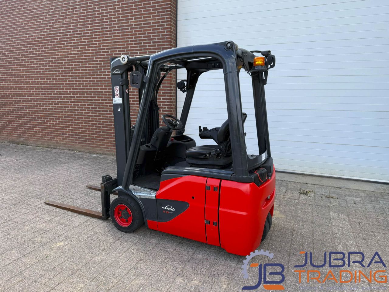 Linde E16C-02 Elektro-Gabelstapler | 2019 | 9278Std | 1,6T | 4,1