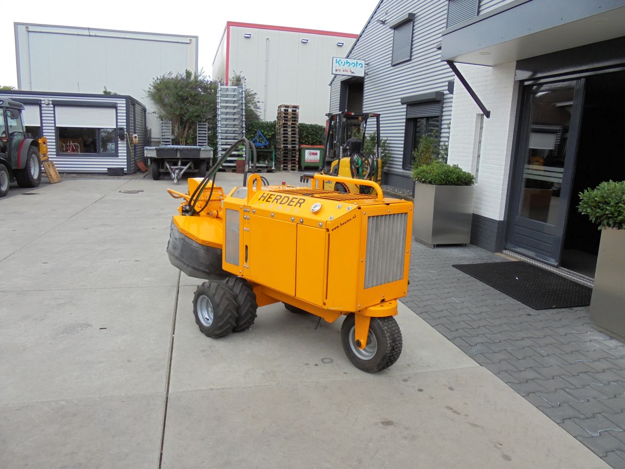 Demo Herder Fermex stobbenfrees stage V