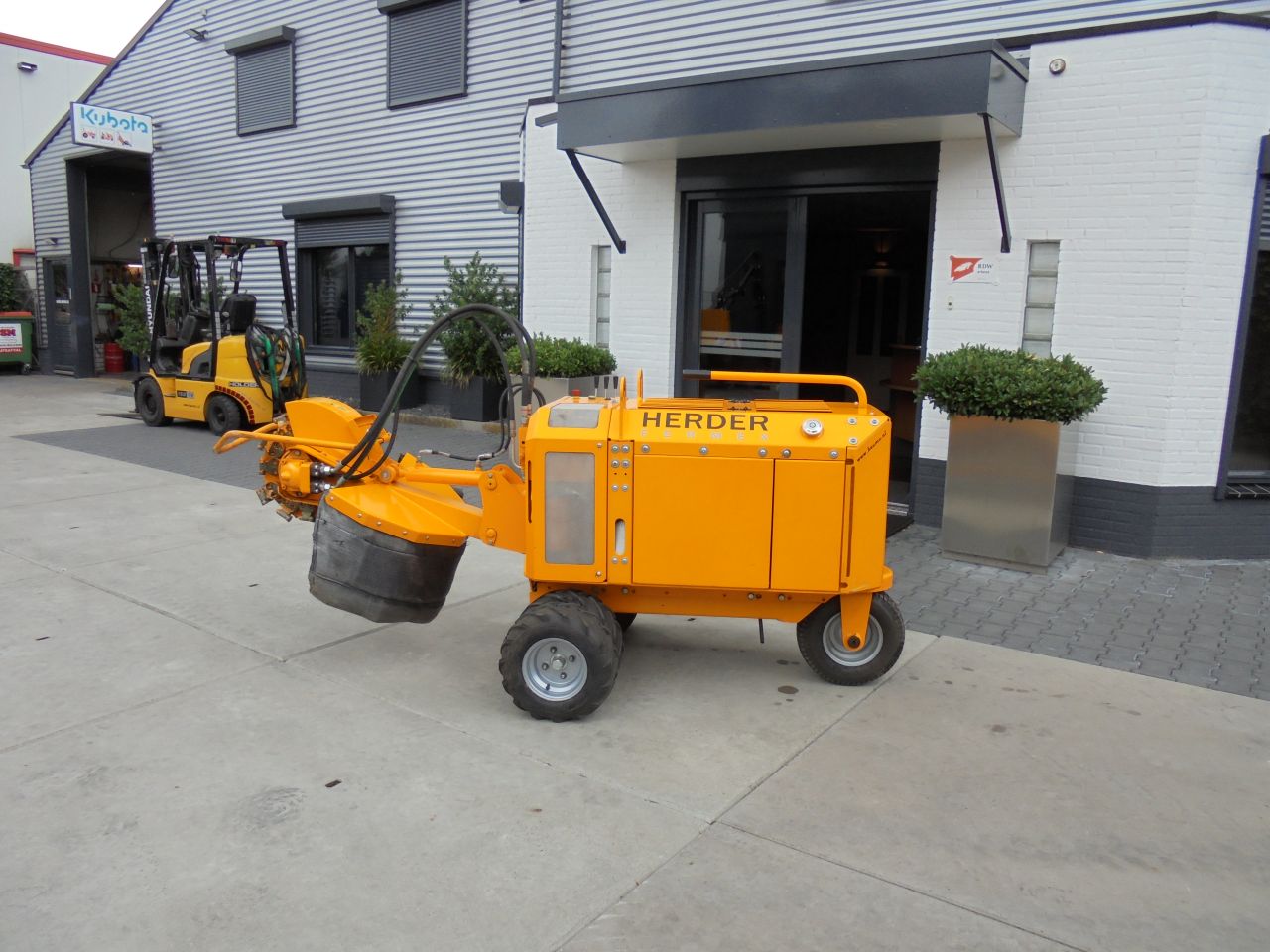 Demo Herder Fermex stobbenfrees stage V