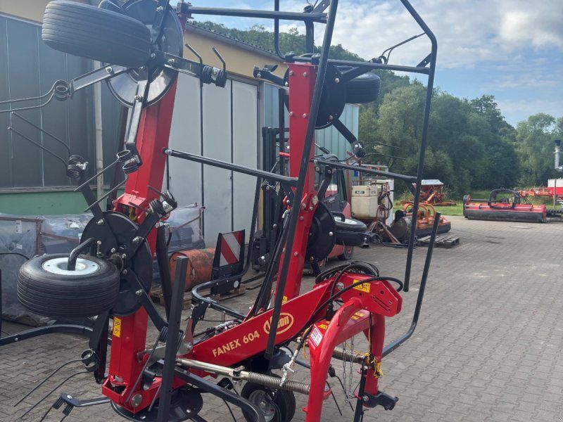 Vicon Fanex 604