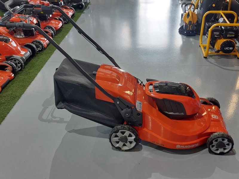 Husqvarna LC 353V