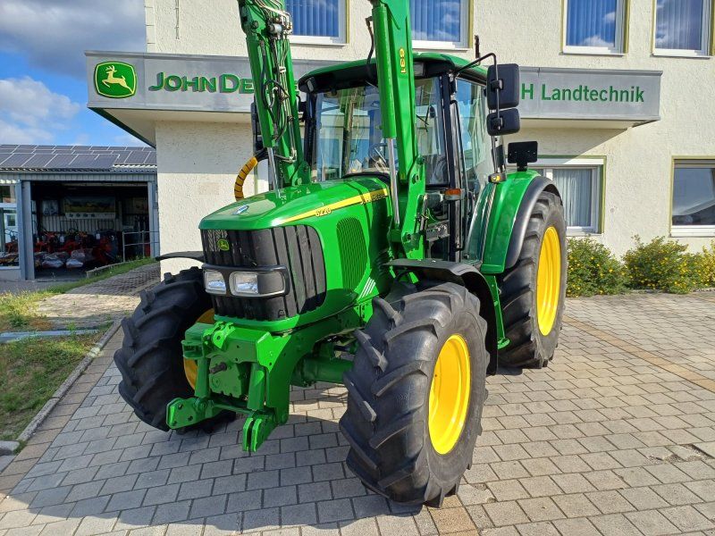 John Deere 6220SE
