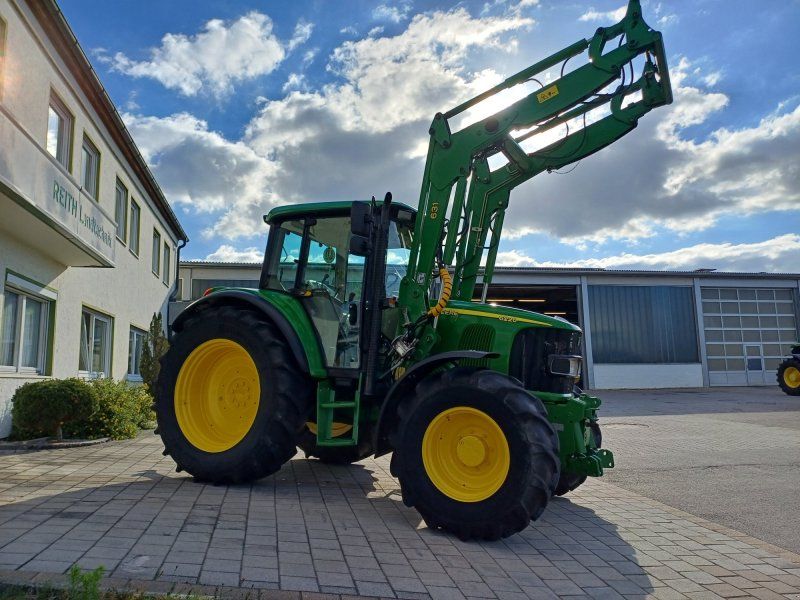 John Deere 6220SE
