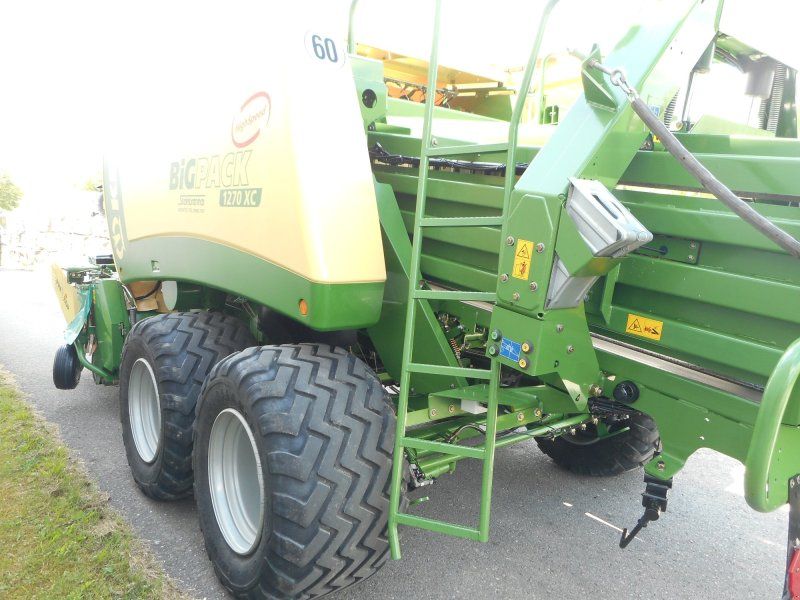 Krone Big Pack 1270XC VFS Pre Chop
