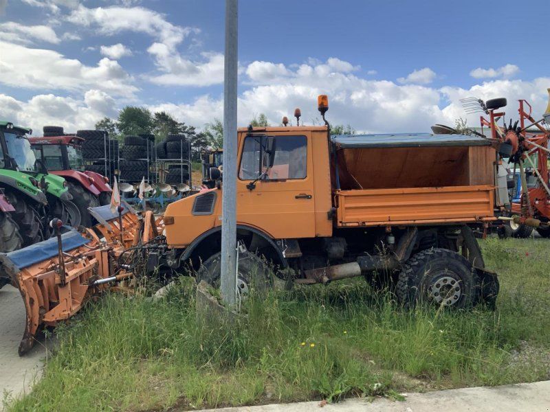 Mercedes-Benz Unimog 427/12
