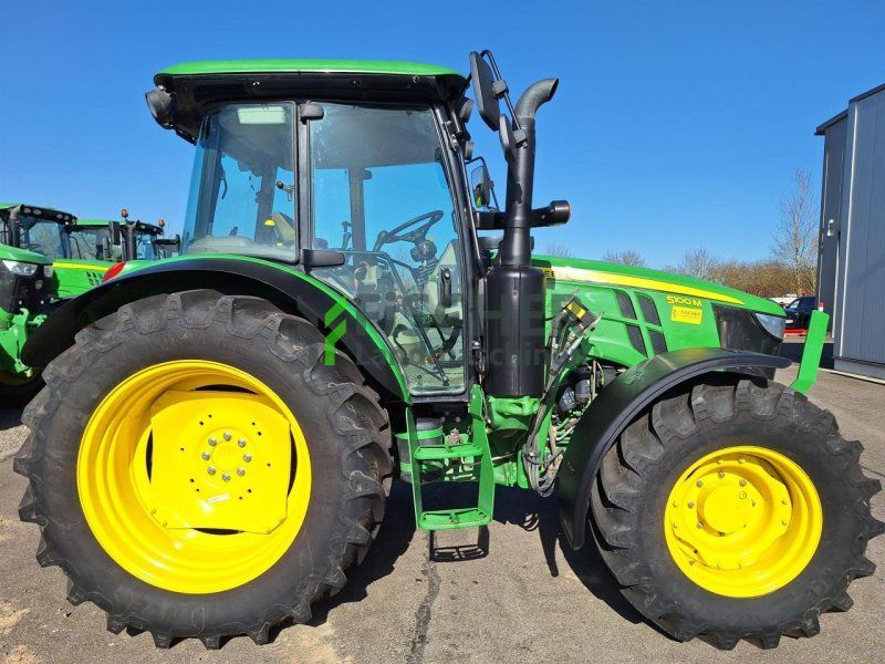 John Deere 5100M