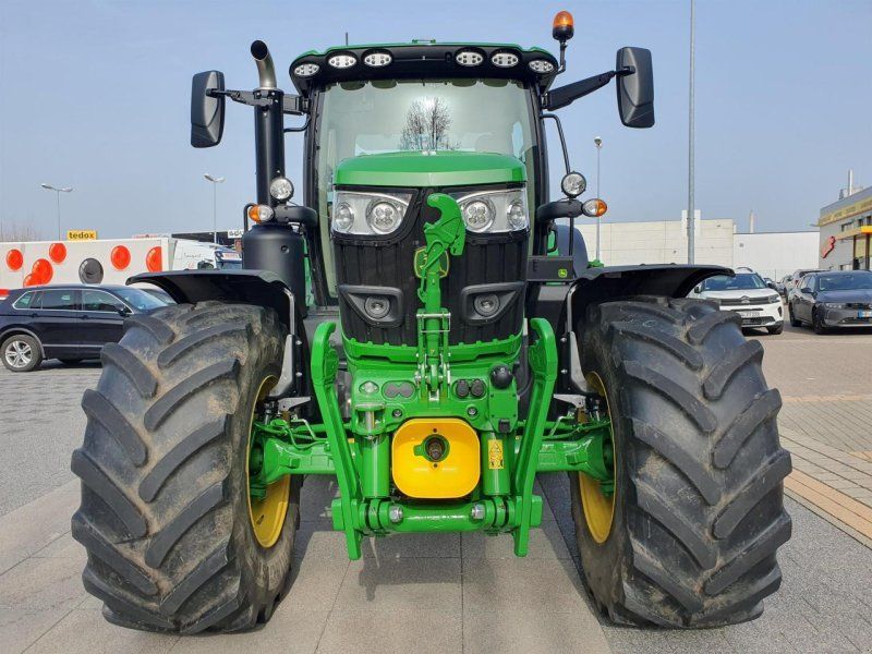 John Deere 6R 185