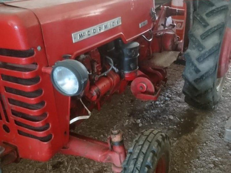 McCormick IHC  D-326