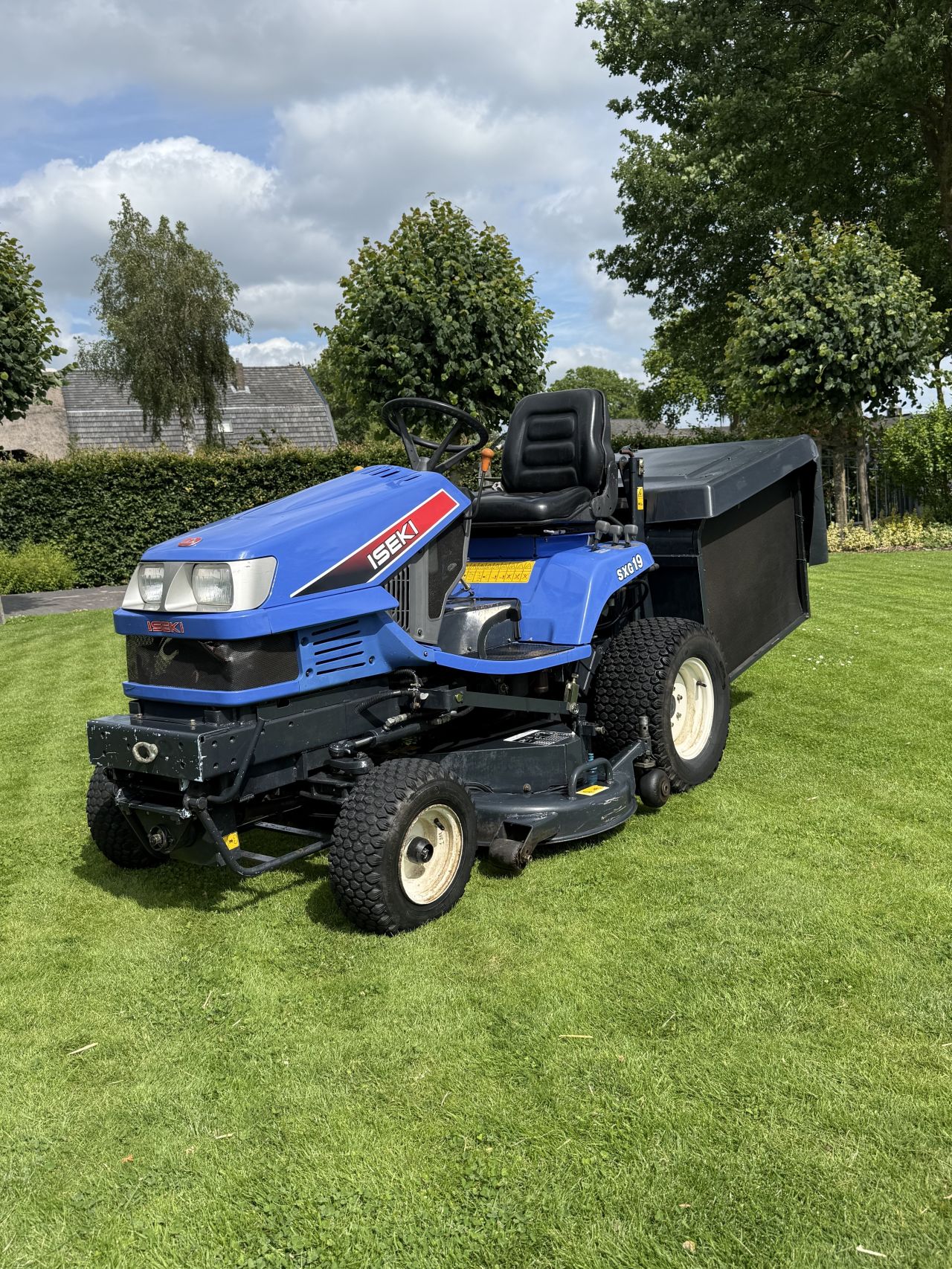 Iseki sxg19 zitmaaier 3 cilinder diesel