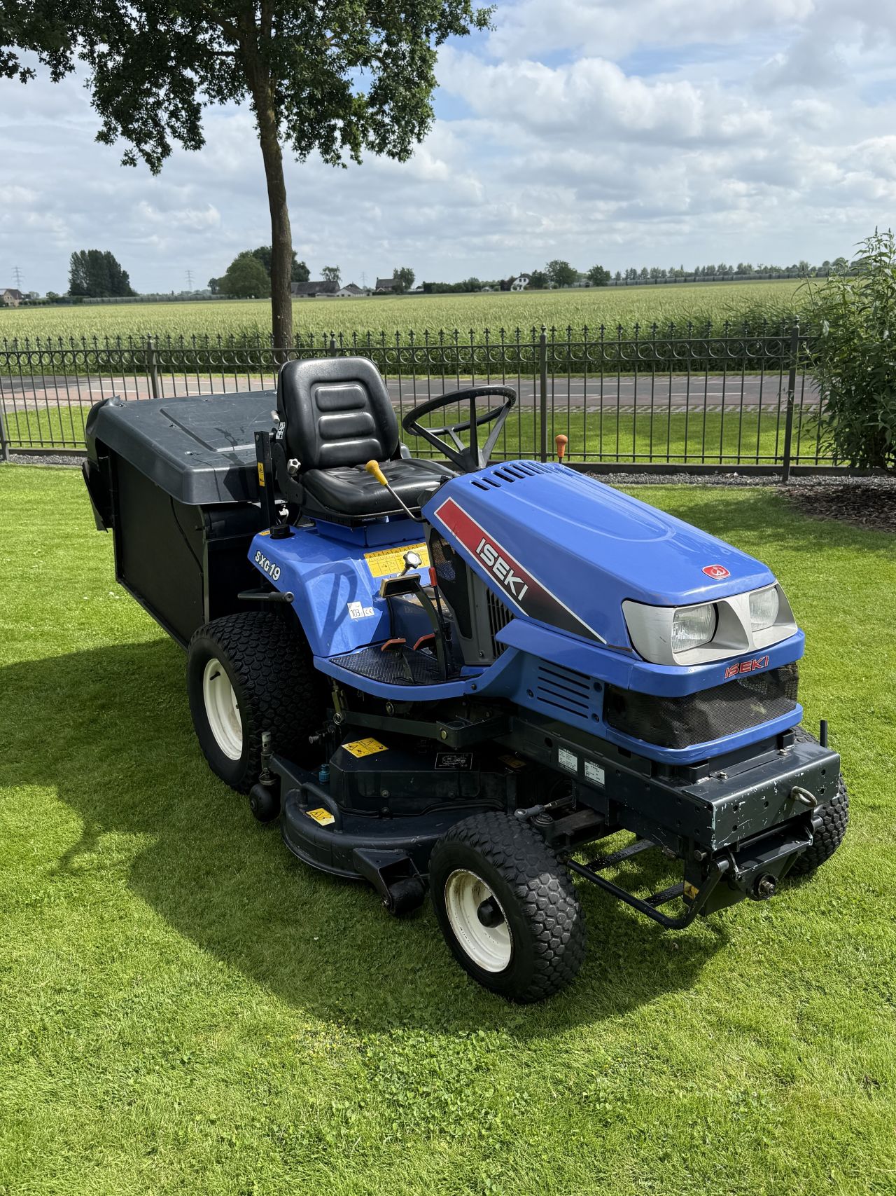 Iseki sxg19 zitmaaier 3 cilinder diesel
