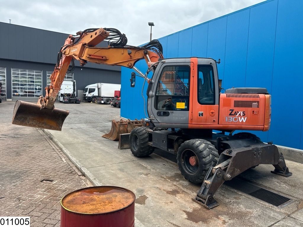 Hitachi ZX 130 W 4x4, 87,5 kW, 13885 h, 2-piece boom