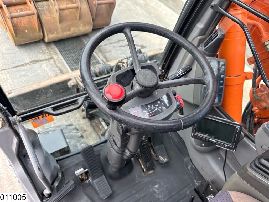 Hitachi ZX 130 W 4x4, 87,5 kW, 13885 h, 2-piece boom