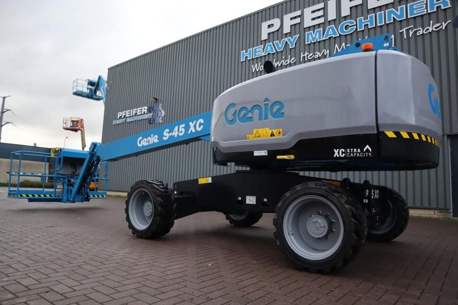 Genie S45XC Valid inspection, *Guarantee! Diesel, 4x4 Dr