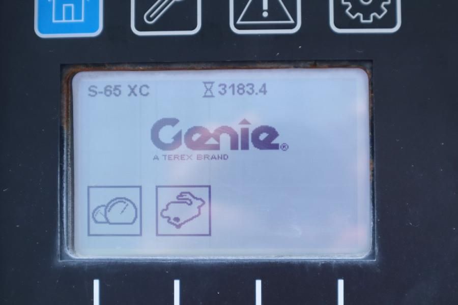 Genie S65XC Diesel, 4x4 Drive, 21.8m Working Height, 16.