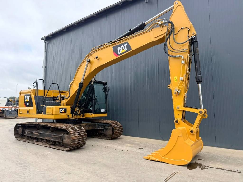 CAT 323 07A