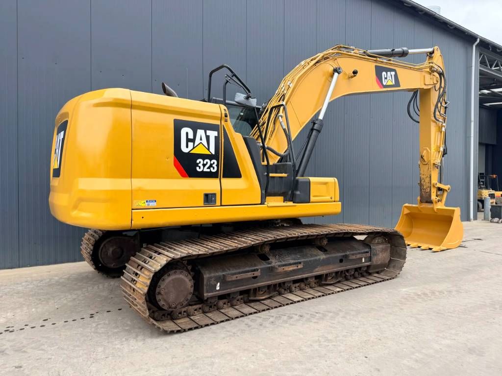 CAT 323 07A