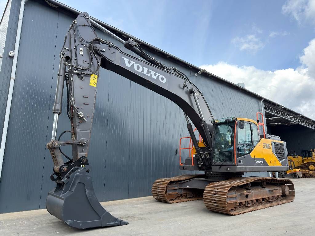 Volvo EC300E L | Only 2000 Hours