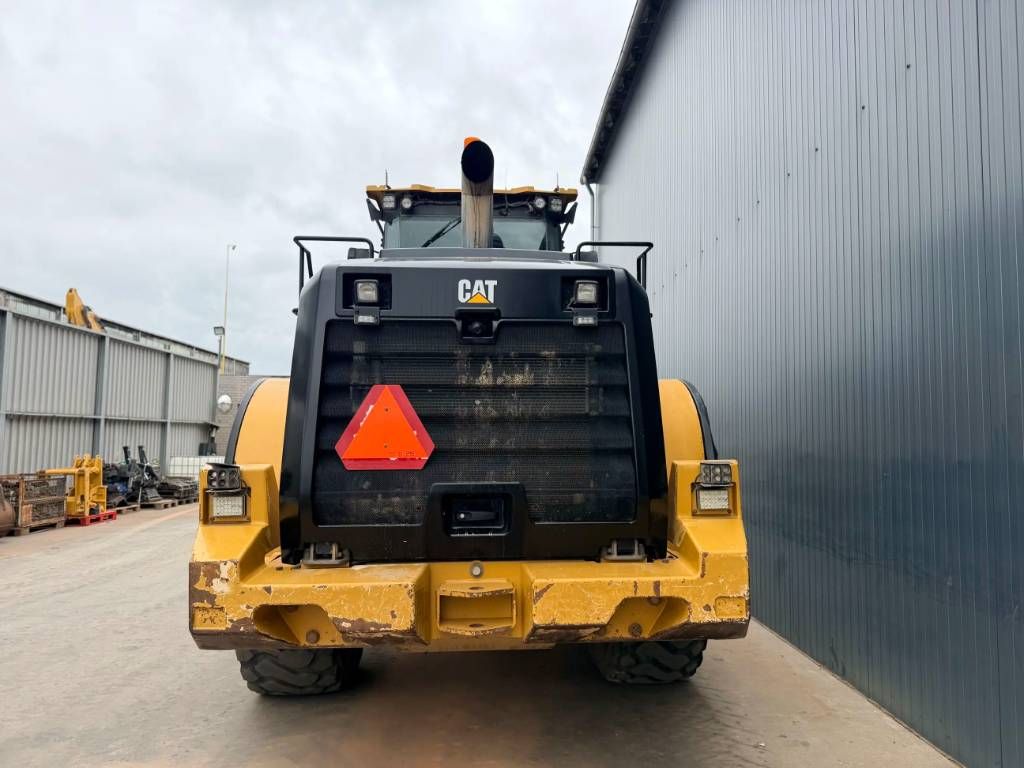 CAT 950M