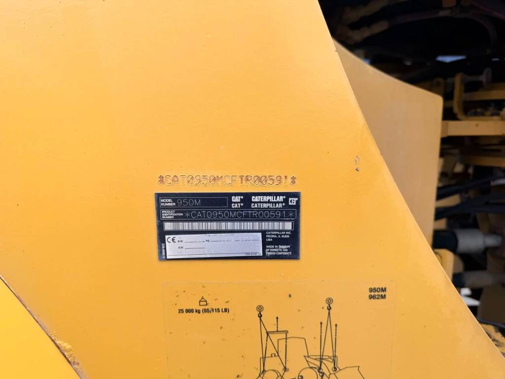 CAT 950M