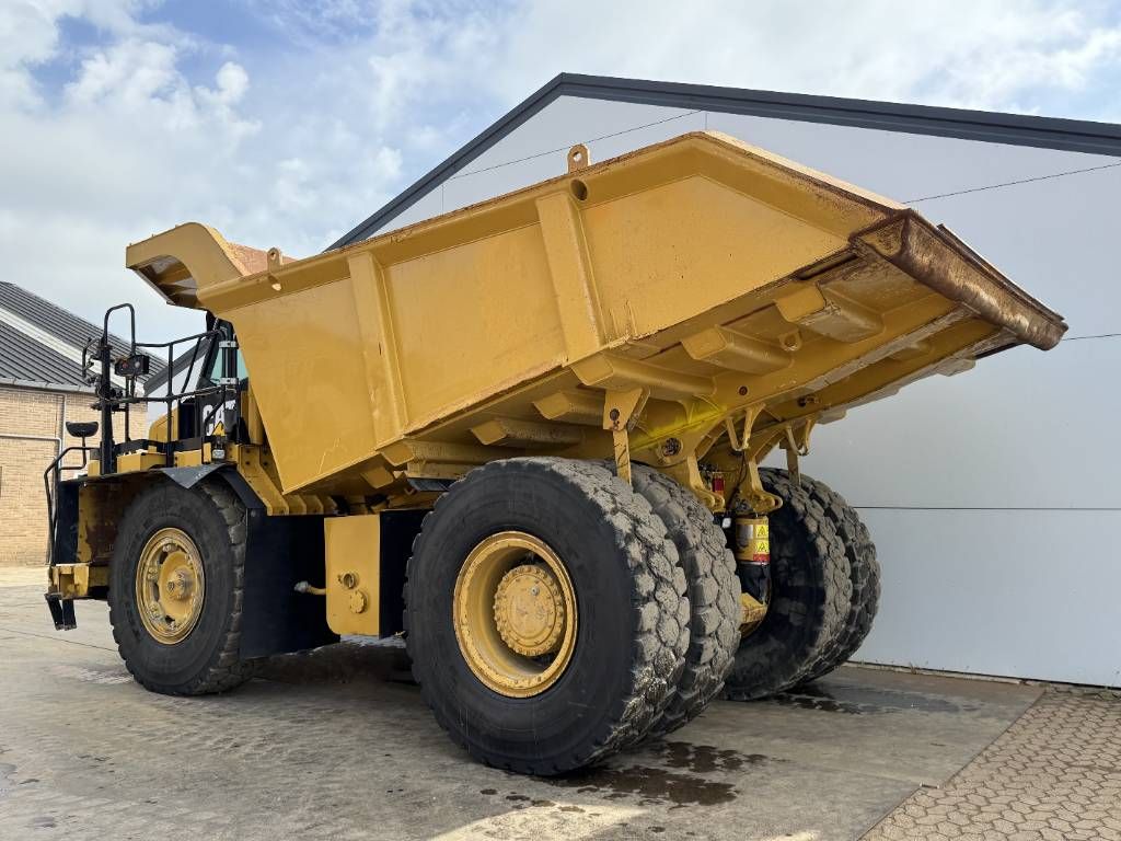 CAT 772G - Automatic Greasing / Body Heating