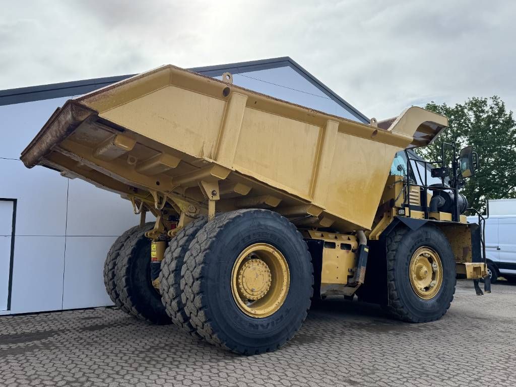 CAT 772G - Automatic Greasing / Body Heating