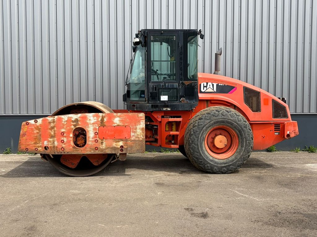 Caterpillar CS74