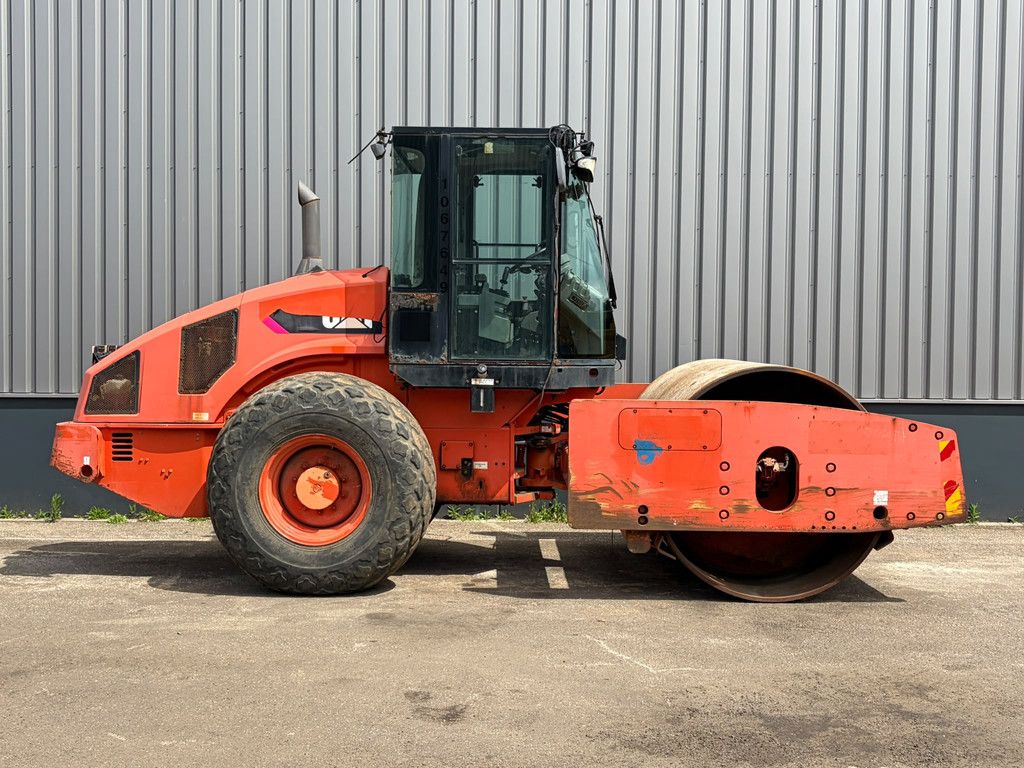 Caterpillar CS74