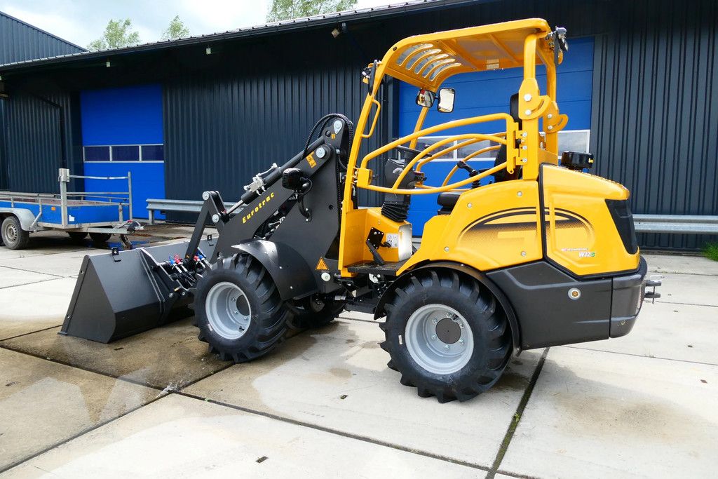Eurotrac W12S