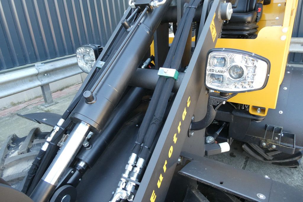 Eurotrac W12F